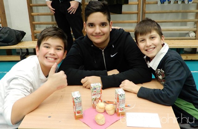 Történelmi vetélkedő 03